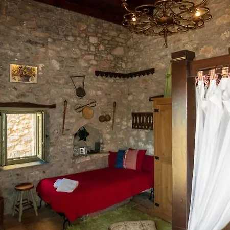 Ilakati House, Megalo Horio Village, Tilos Island Apartament Megálon Choríon