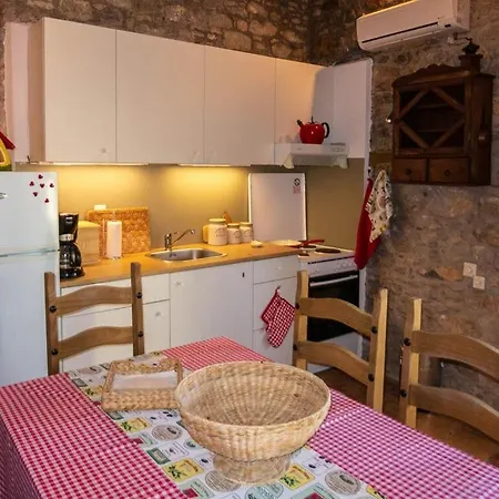 Ilakati House, Megalo Horio Village, Tilos Island Apartament Megálon Choríon