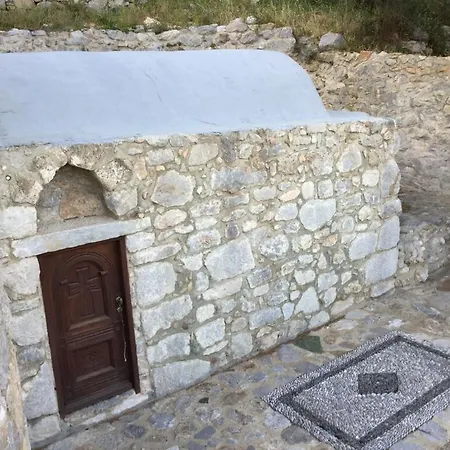 Ilakati House, Megalo Horio Village, Tilos Island * Megálon Choríon