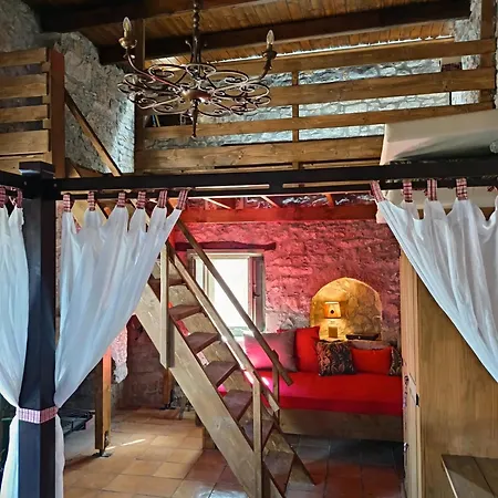 شقة Ilakati House, Megalo Horio Village, Tilos Island *