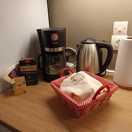 Ilakati House, Megalo Horio Village, Tilos Island شقة *