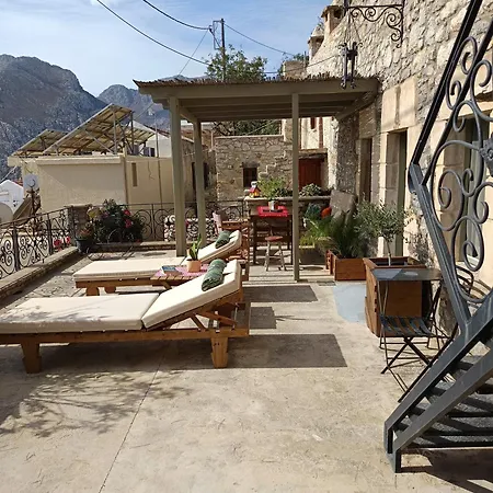 Ilakati House, Megalo Horio Village, Tilos Island Μεγάλο Χωριό