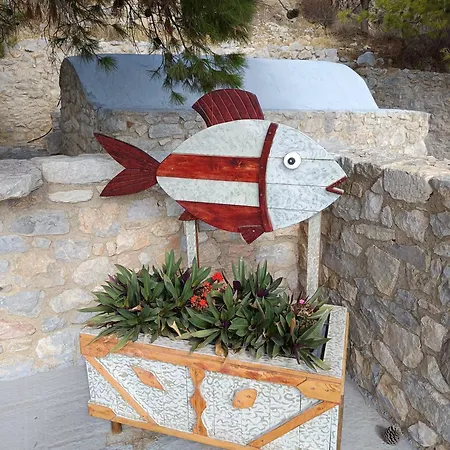 شقة Ilakati House, Megalo Horio Village, Tilos Island *