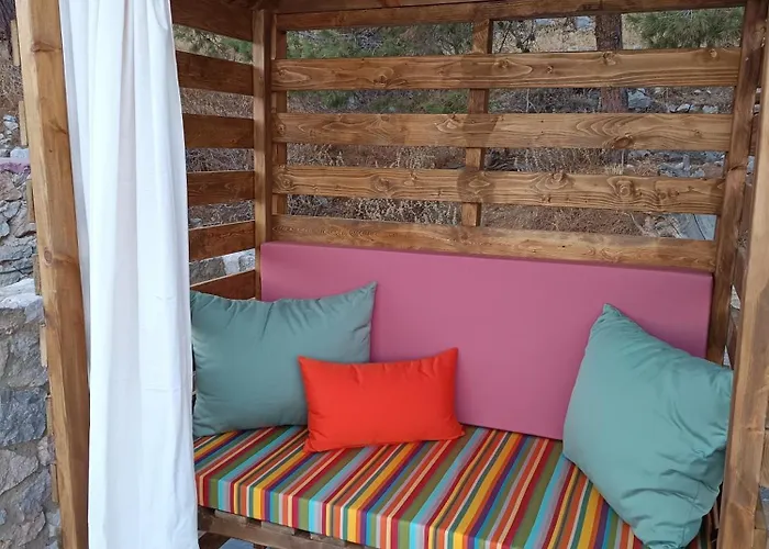 Ilakati House, Megalo Horio Village, Tilos Island 아파트 *