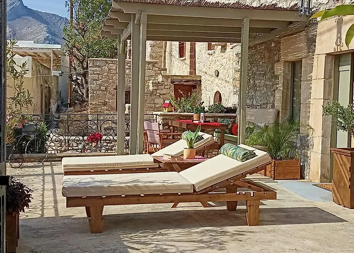 아파트 Ilakati House, Megalo Horio Village, Tilos Island *