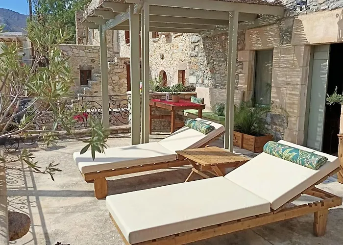 Ilakati House, Megalo Horio Village, Tilos Island * Megálon Choríon